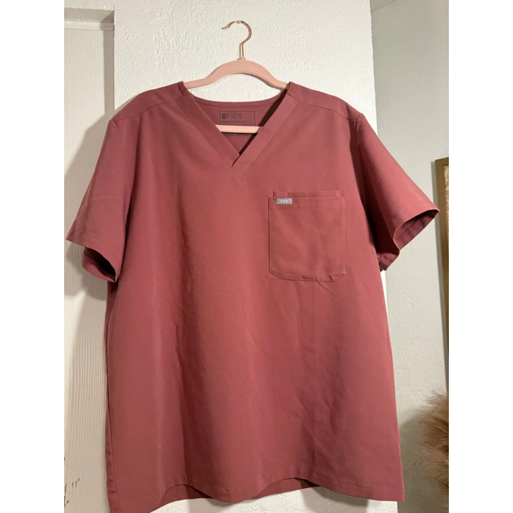 Preowned, FIGS Men's Leon™ Three-Pocket Scrub Top (Style# FM1500), PO2655,Large - Picture 2 of 5
